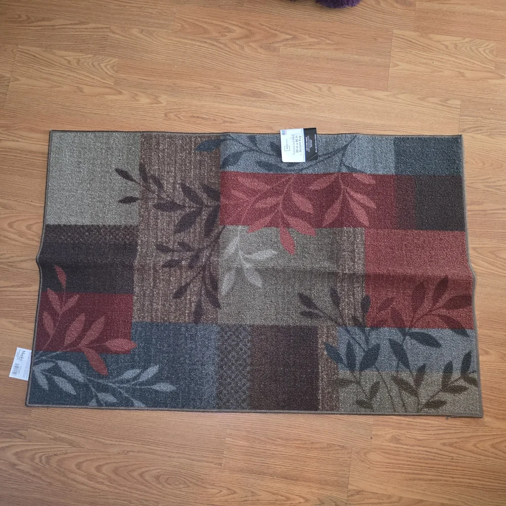 Mainstays Traditional Leaf Block Multicolor Print Indoor Accent Rug, 2'6